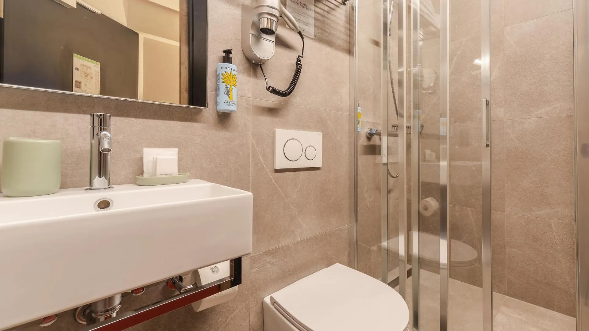 Kazakiwi Otel Lüksemburg